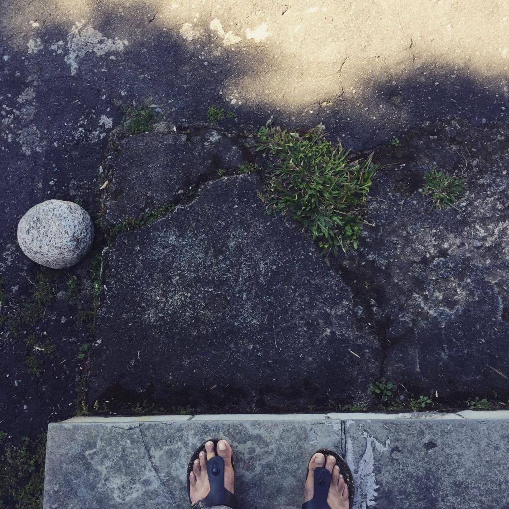 feet_stone